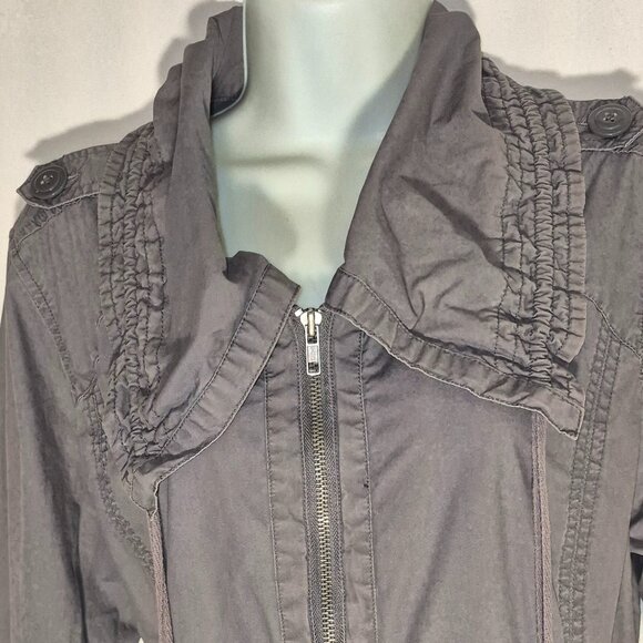 DECREE lightweight utility jacket. Green, zippered front, flip up collar, XL - Picture 8 of 16